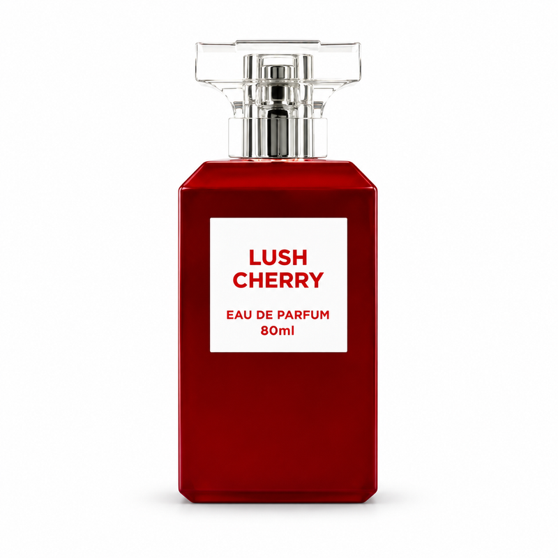 Lush Cherry — flacon sur fond blanc
